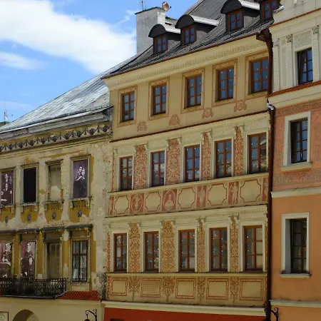 Uwertura - Apartament Rynek 15 *